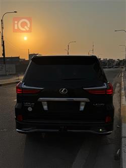 لكزس LX